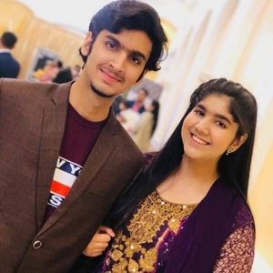 Meet your Posher, Zainab